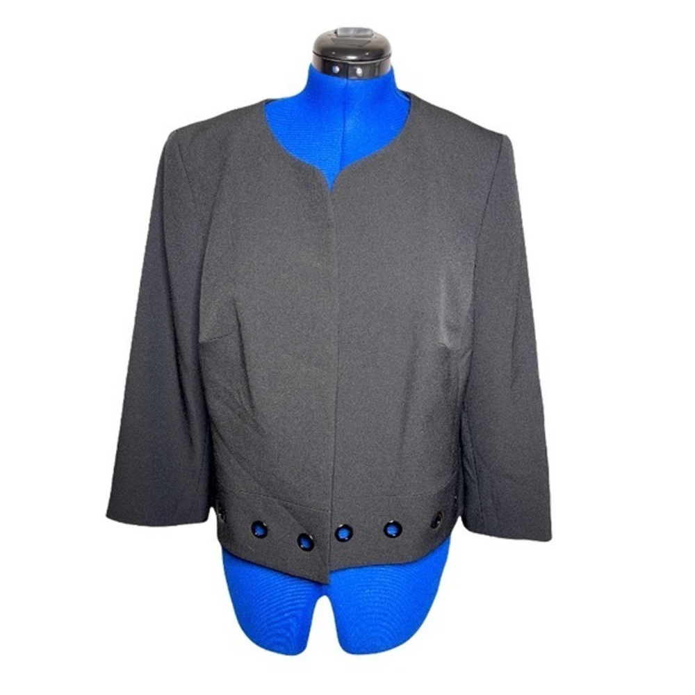 Jones Studio 1X black open grommet hem 3/4 length sleeves crop low/high blazer